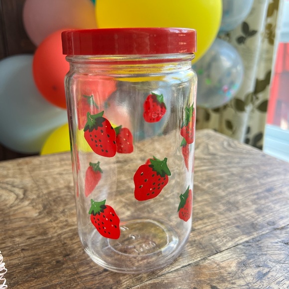 Large vintage glass jar, strawberry jar, strawberry print. Lidded jar - Picture 1 of 9